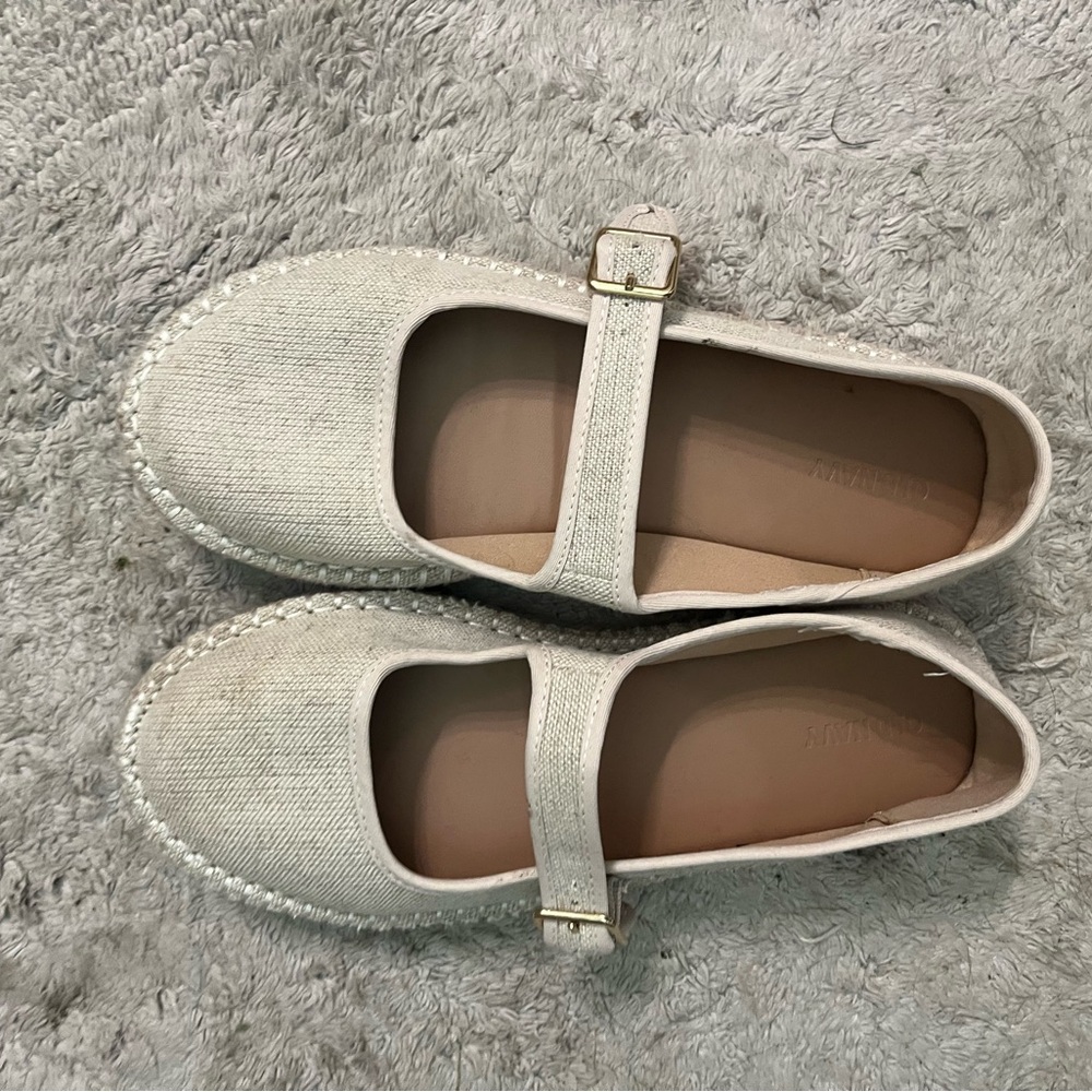 Old Navy Cream Mary Jane Espadrille Flats